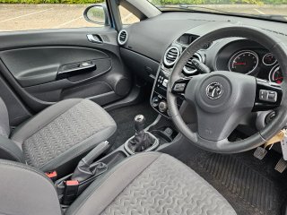 /photos/9230/3c24276d-7f42-3e23-dd3b-ca10dc0bbb86_i320x240.jpg