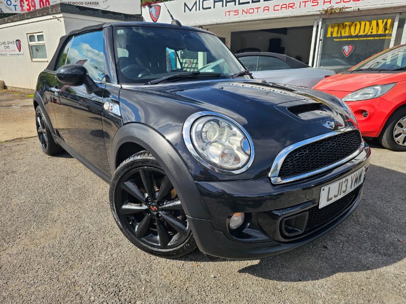 Black 2013 Mini Convertible 1.6 Cooper S Convertible 2dr Petrol Manual Euro 5 s/s 184 ps in Andover