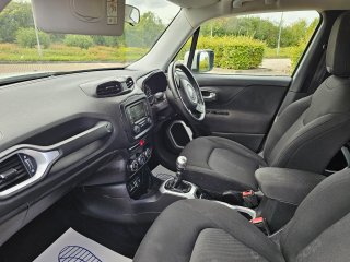 /photos/9230/91becde0-e3b2-9e70-31b5-406d69ede4ac_i320x240.jpg