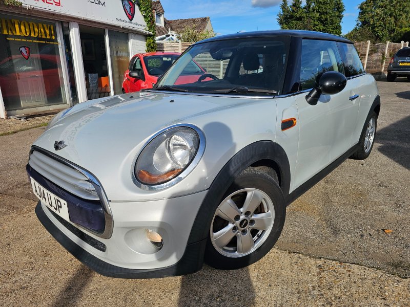 Mini Hatch 1.5 Cooper D Hatchback 3dr Diesel Manual Euro 6 s/s 116 ps for sale in Andover
